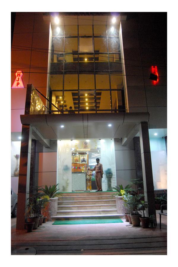Hotel Jinendra Palace Džajpur Exteriér fotografie